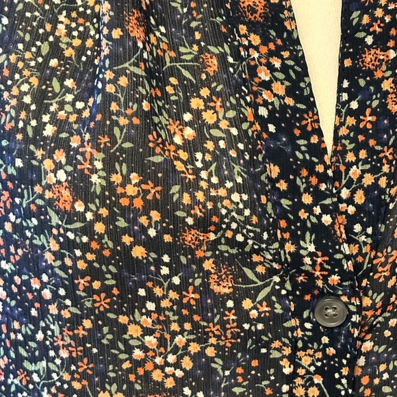 J Crew Mercantile Womens Floral Print Blouse Size M Long Sleeve Button Up - Picture 3 of 6